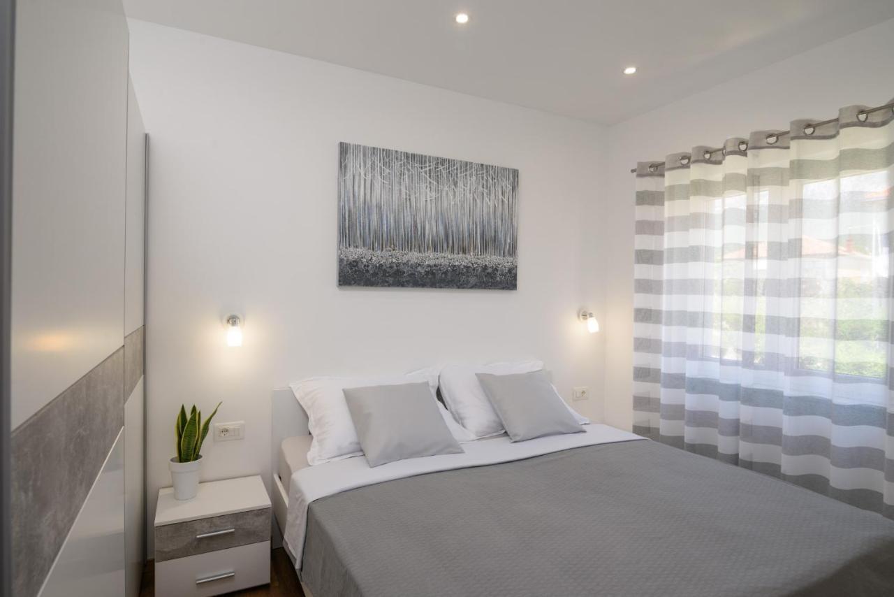 Apartment Silver Star Kastela Exterior photo